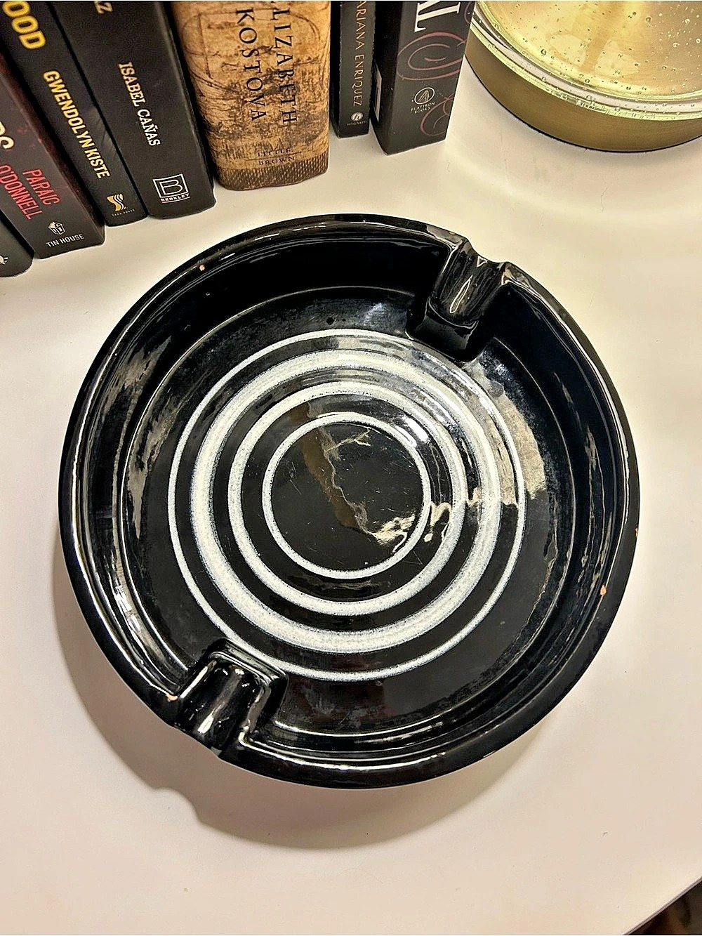 Mid Century MCM Aldo Londi Bitossi Pottery Ashtray Black and White Bullseye